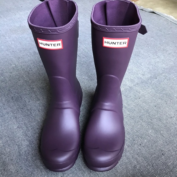 Hunter Purple Short Rain Boots Size 